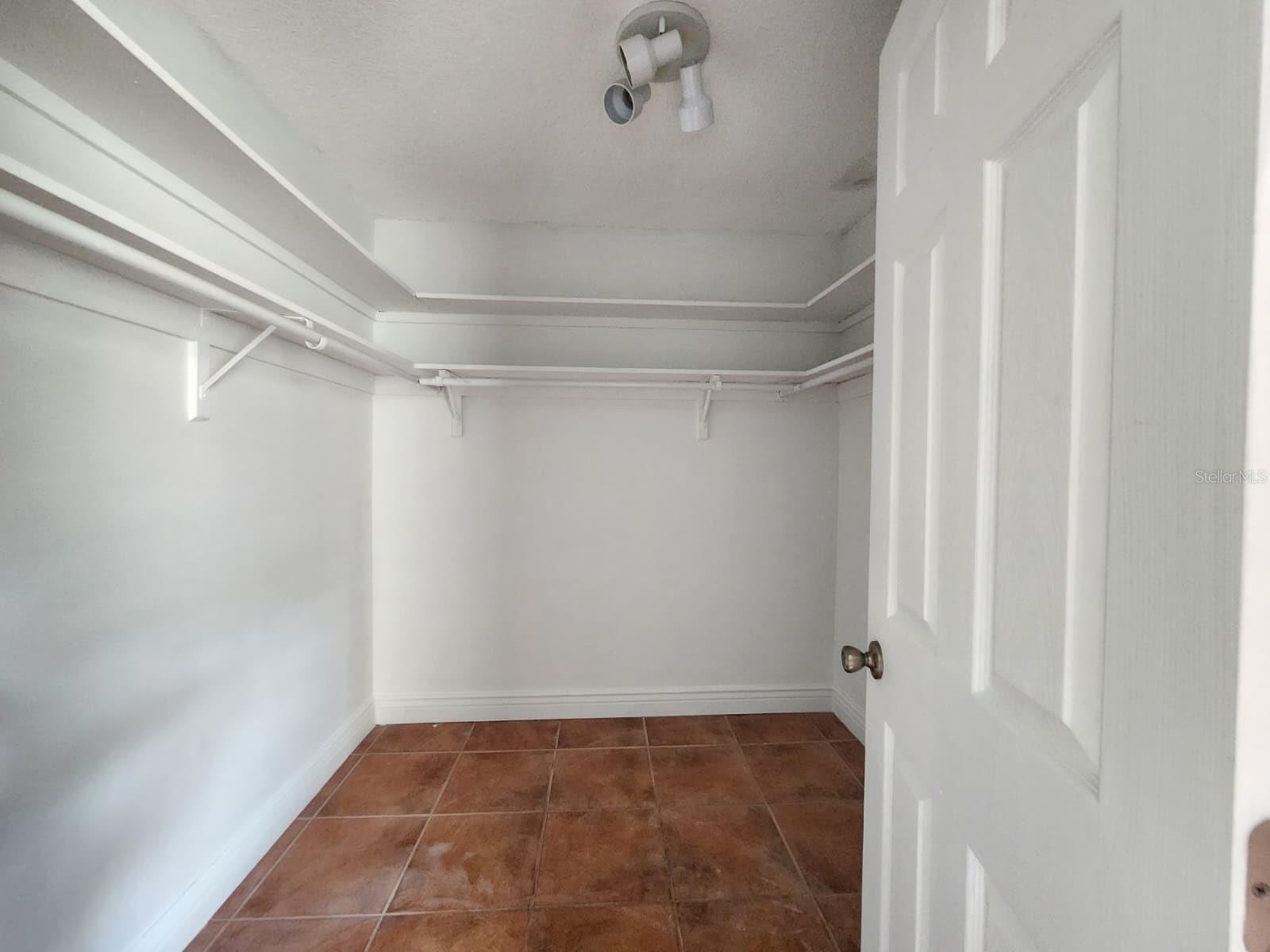 416 BANYON TREE CIR #108 — photo 10
