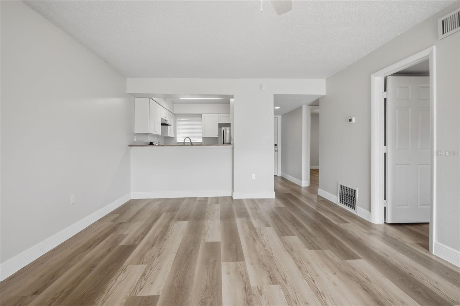 163 SCOTTSDALE SQ #163 — photo 4