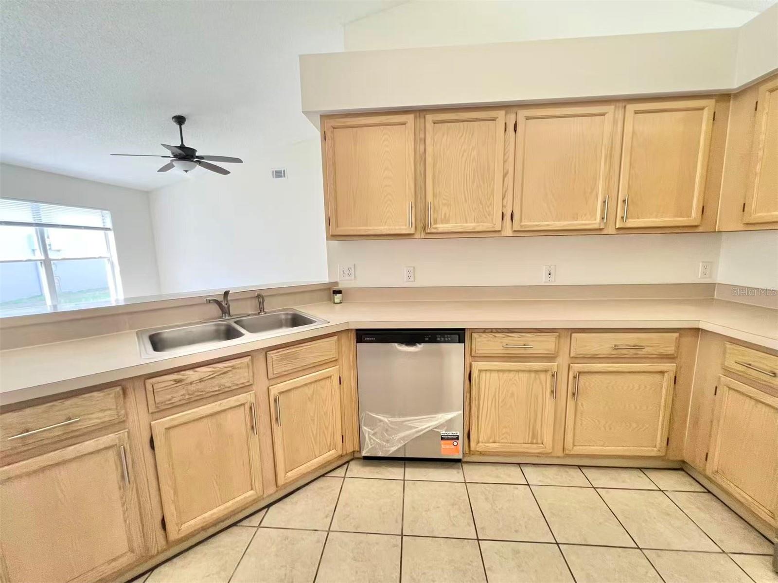 69 N CERVIDAE DR — photo 12