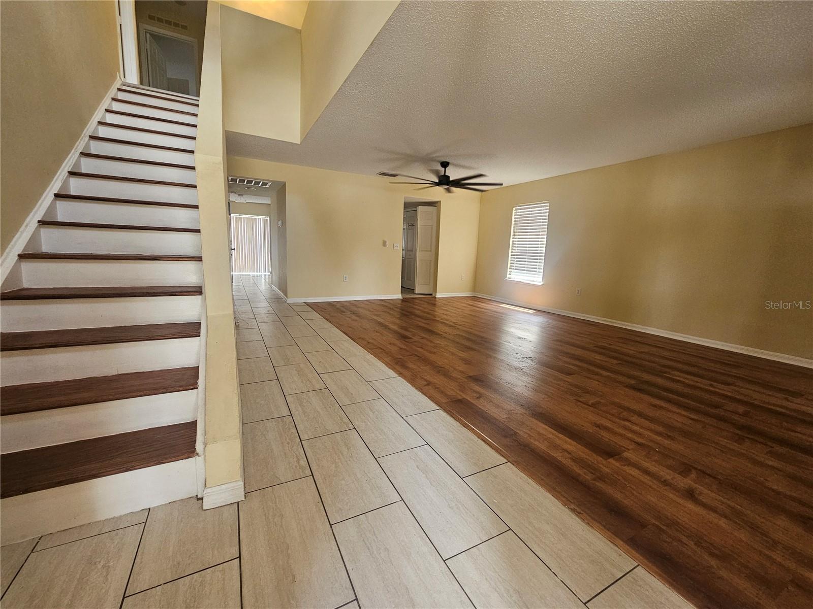 427 SAMUEL ST — photo 5