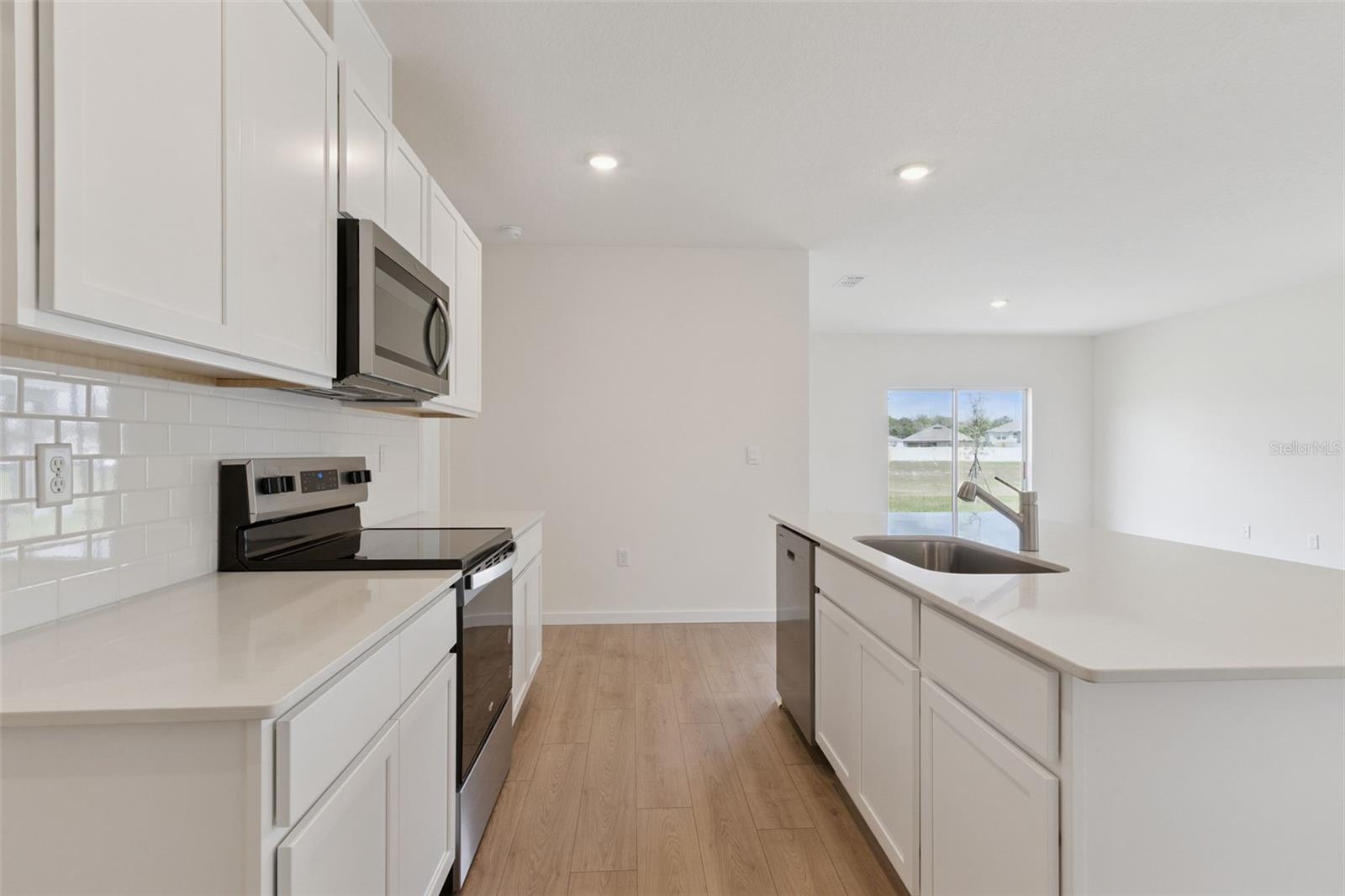 1945 HOWARD MESA DR — photo 11