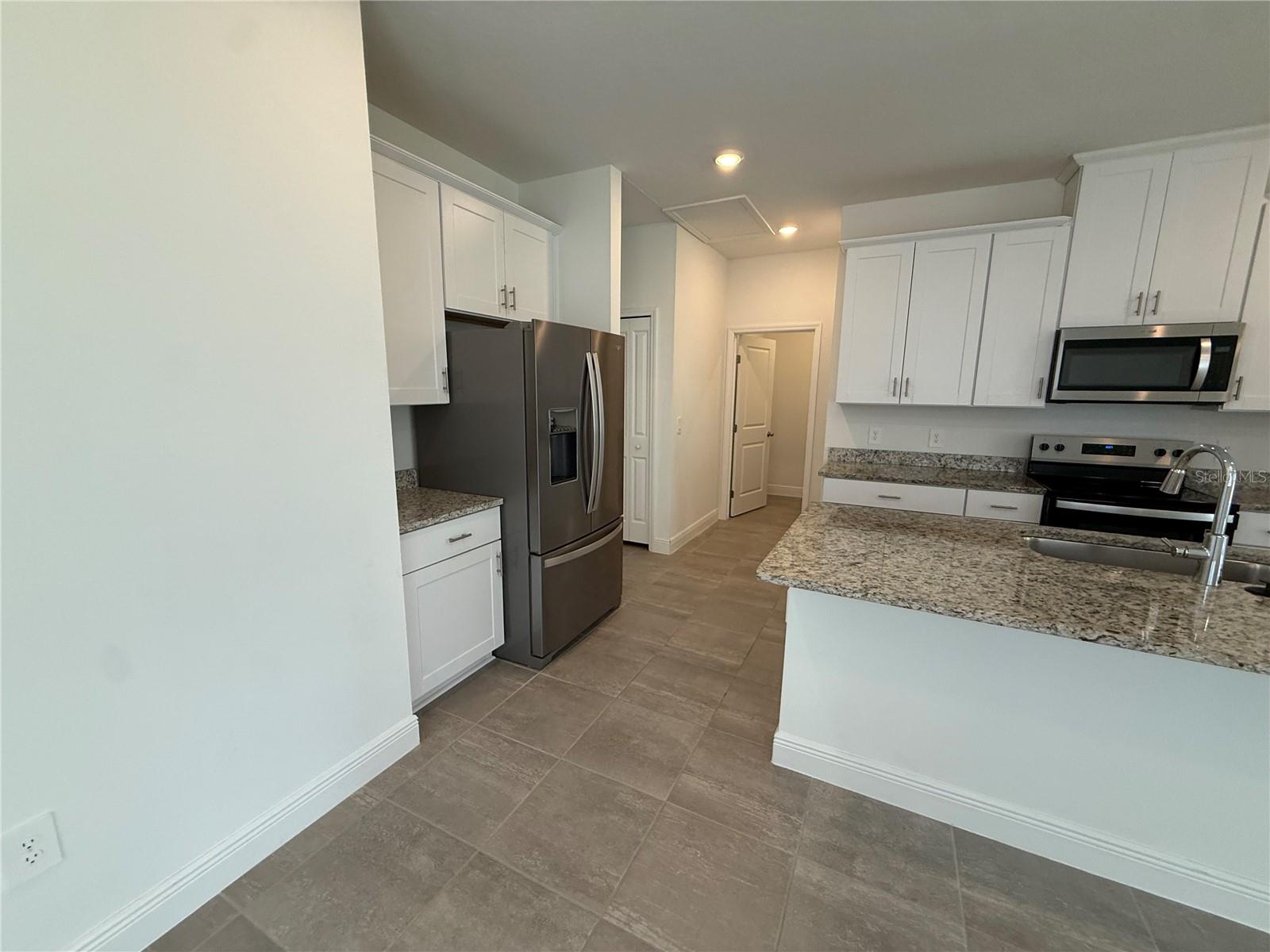 1892 ARCHER DR — photo 4
