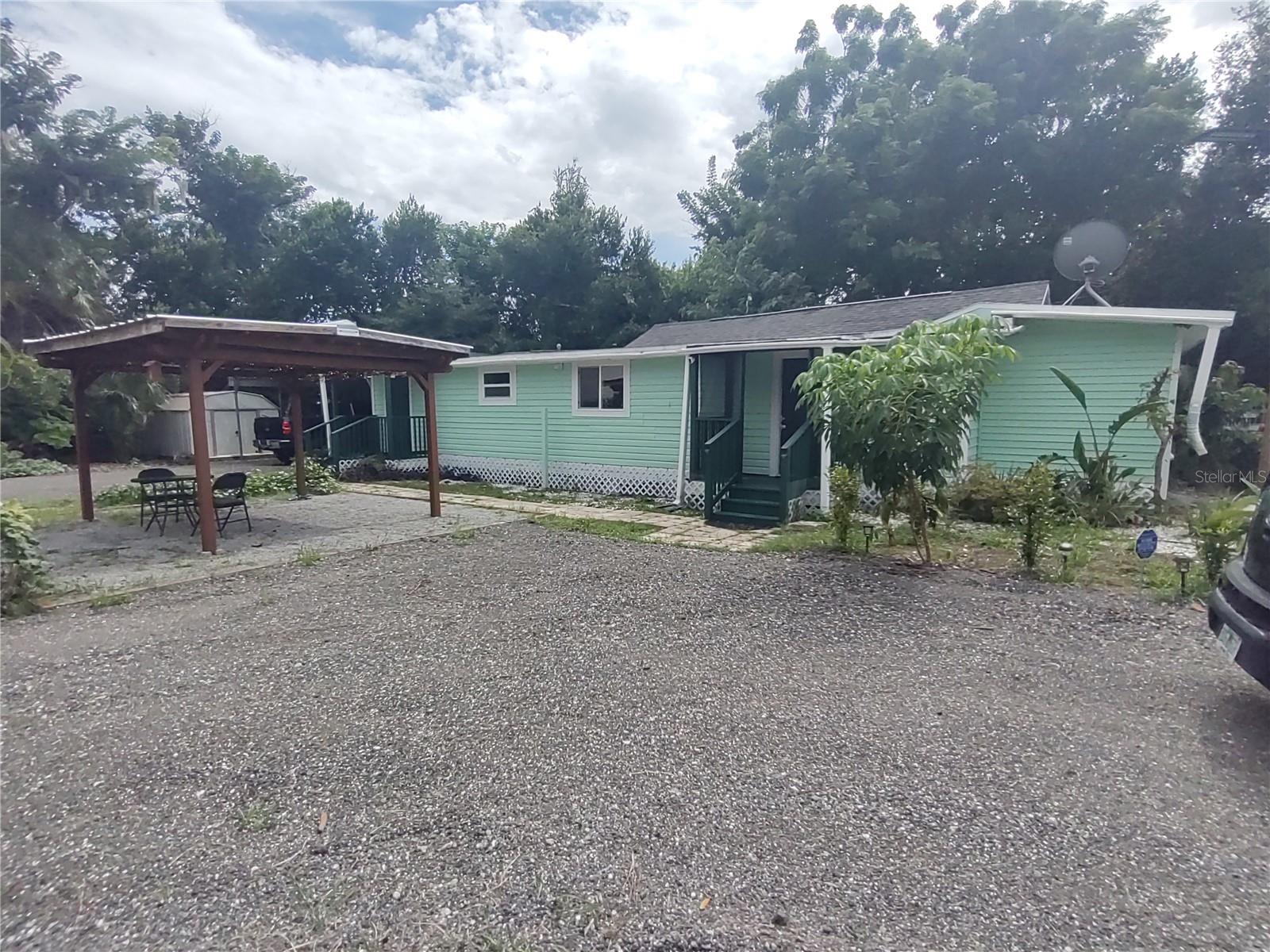 901 HIBISCUS CT