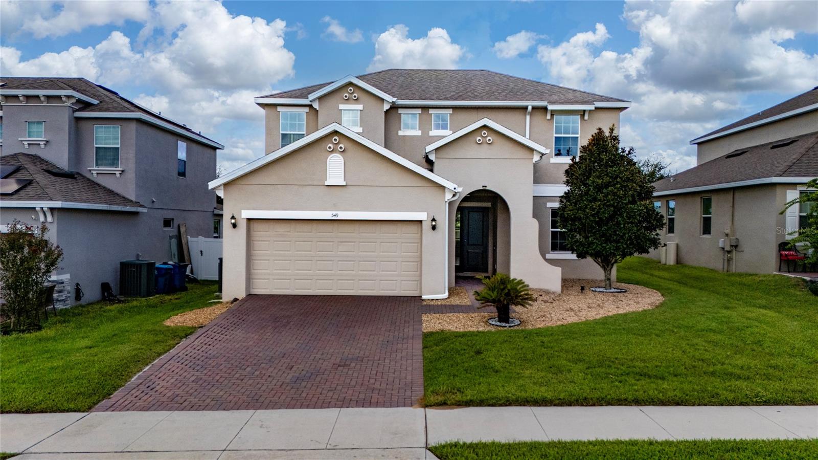 549 SAPPHIRE DR