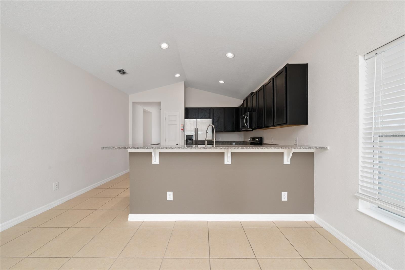 429 OGELTHORPE DR — photo 8