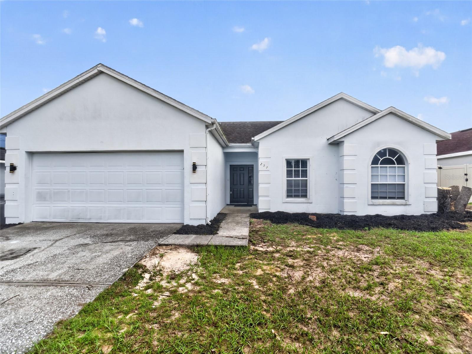 257 MARGATE DR — photo 2