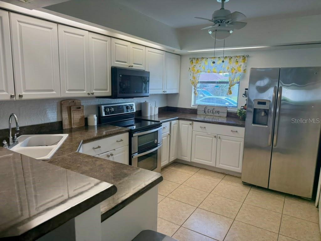 1388 PURITAN ST — photo 8