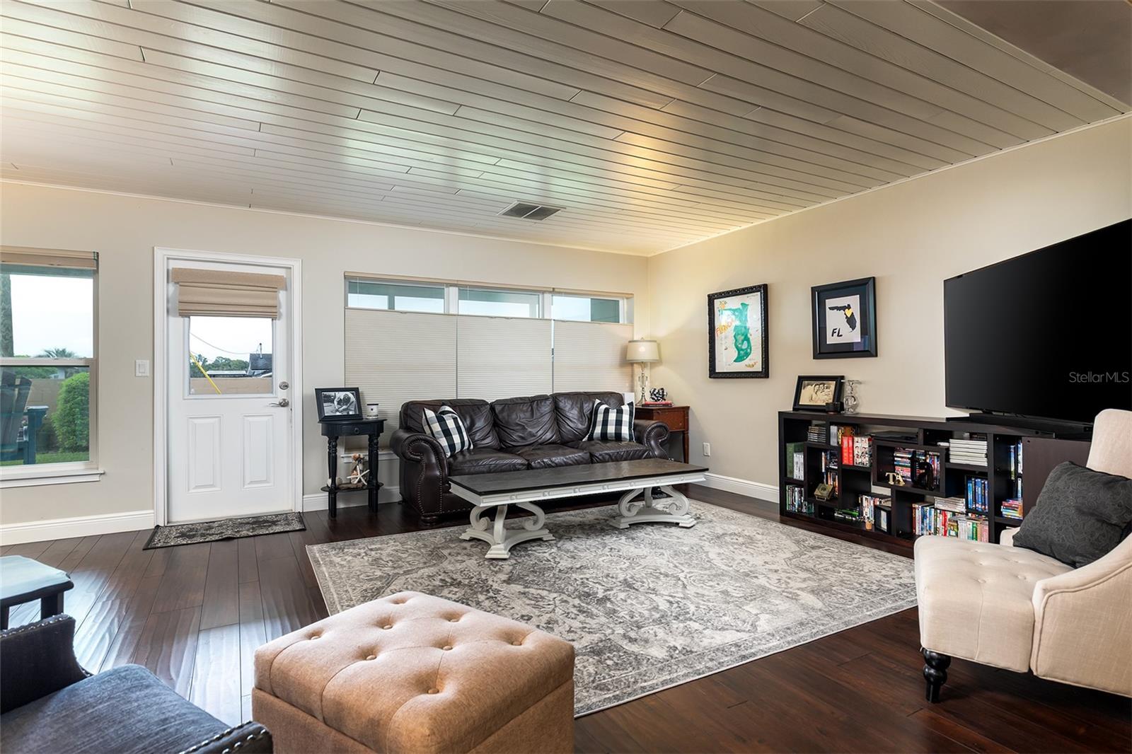 180 E FAITH TER — photo 12