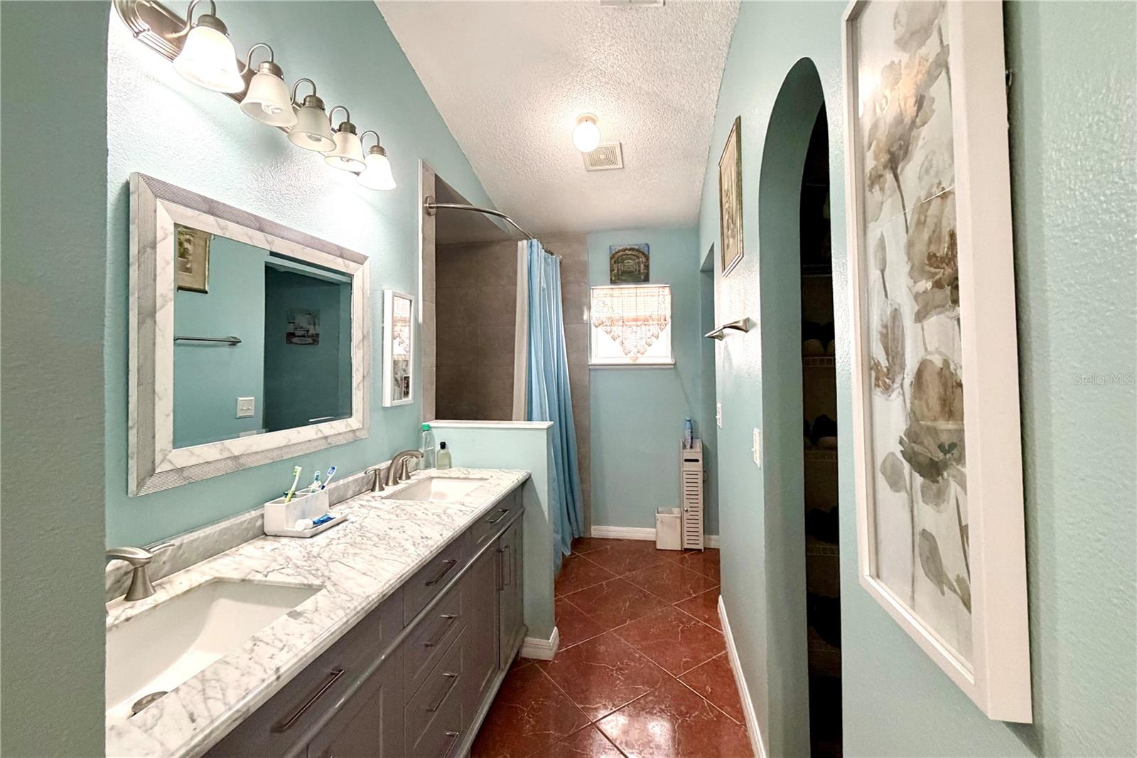 11836 BENTRY ST — photo 7