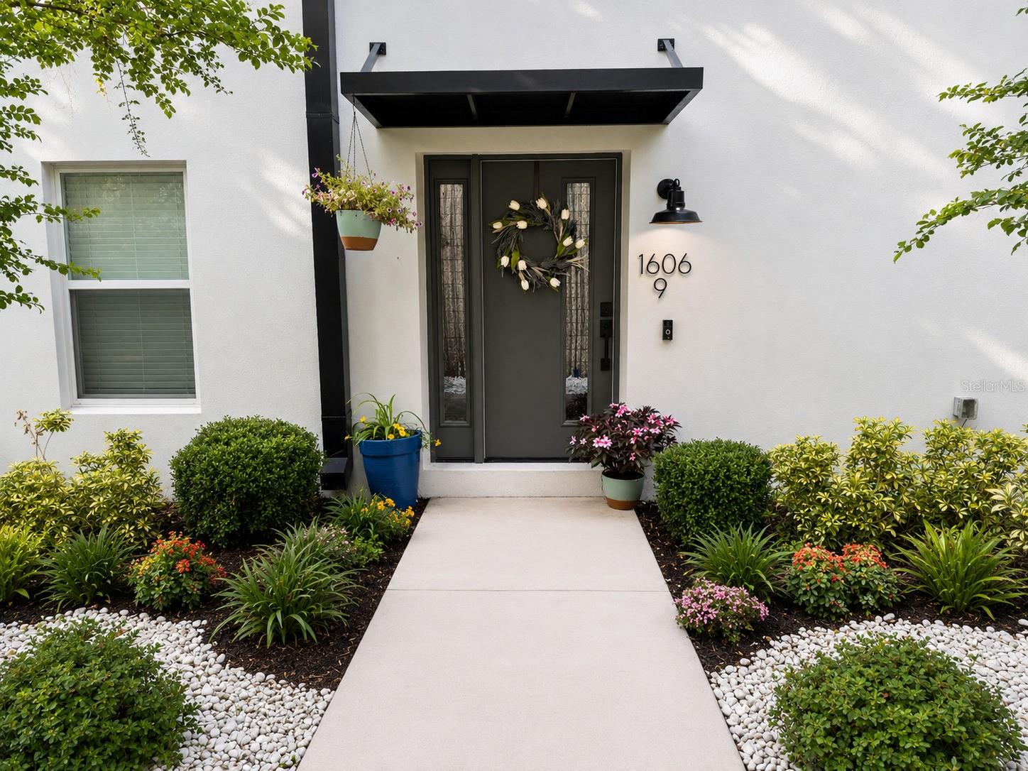 1606 PARK LAKE ST #9 — photo 4