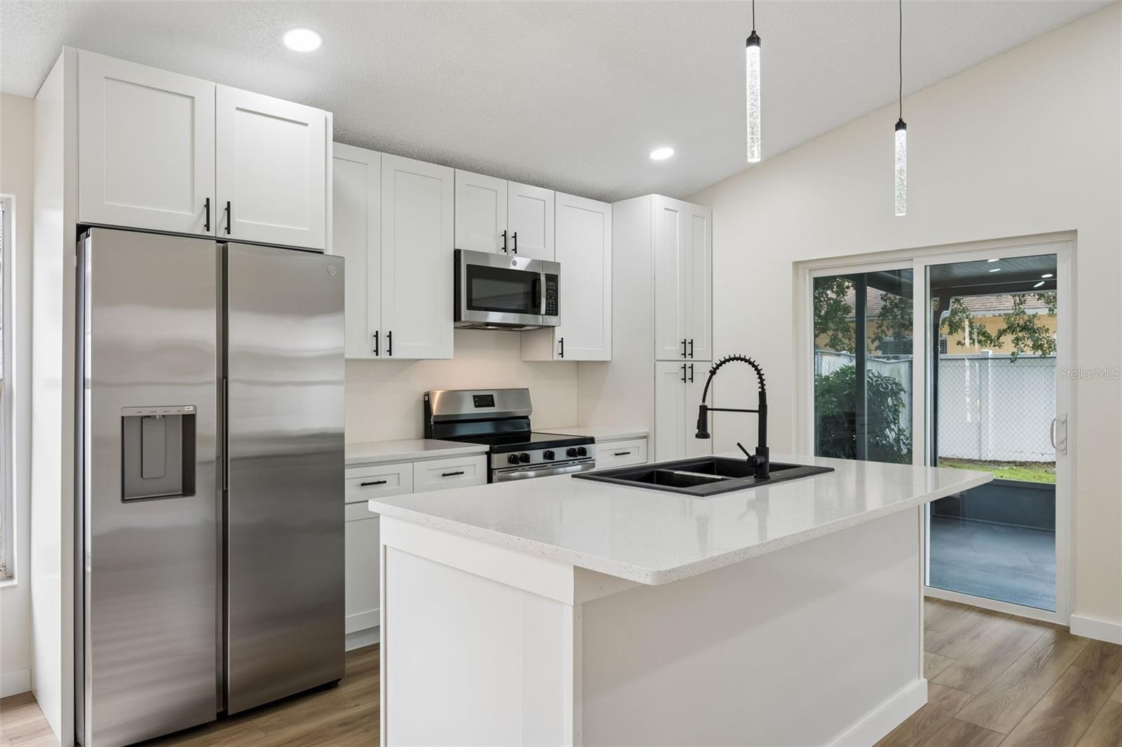 1158 VISTA PALMA WAY — photo 11