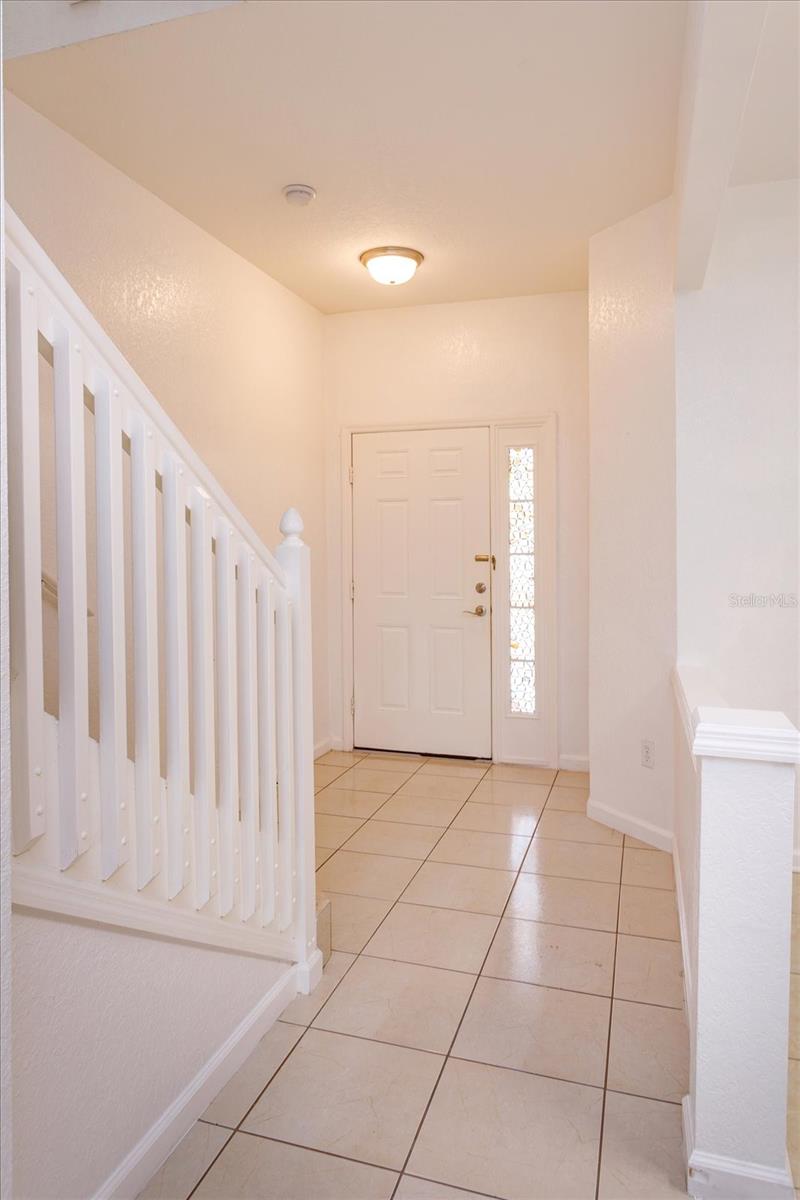 2520 STOCKTON DR — photo 2