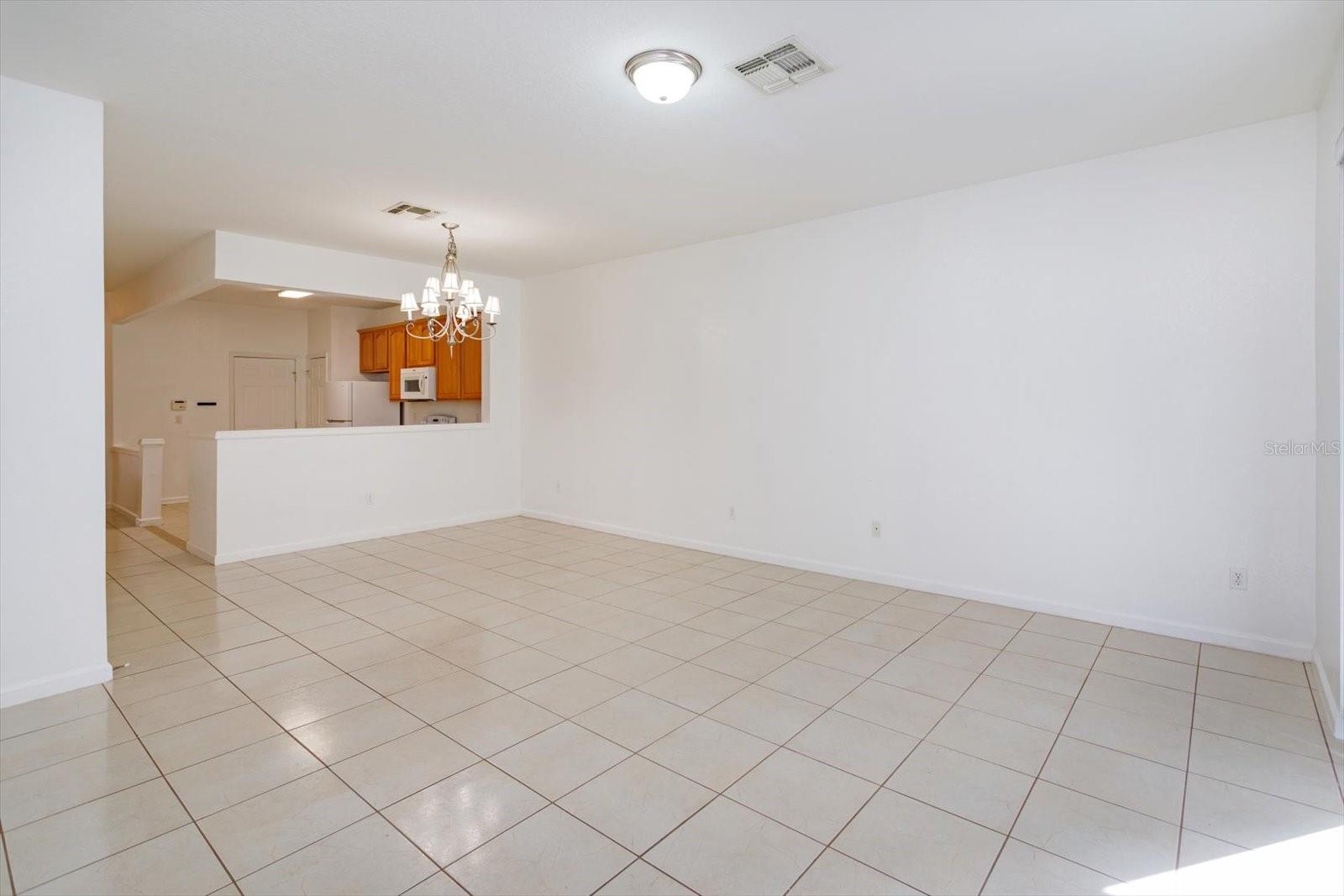 2520 STOCKTON DR — photo 12