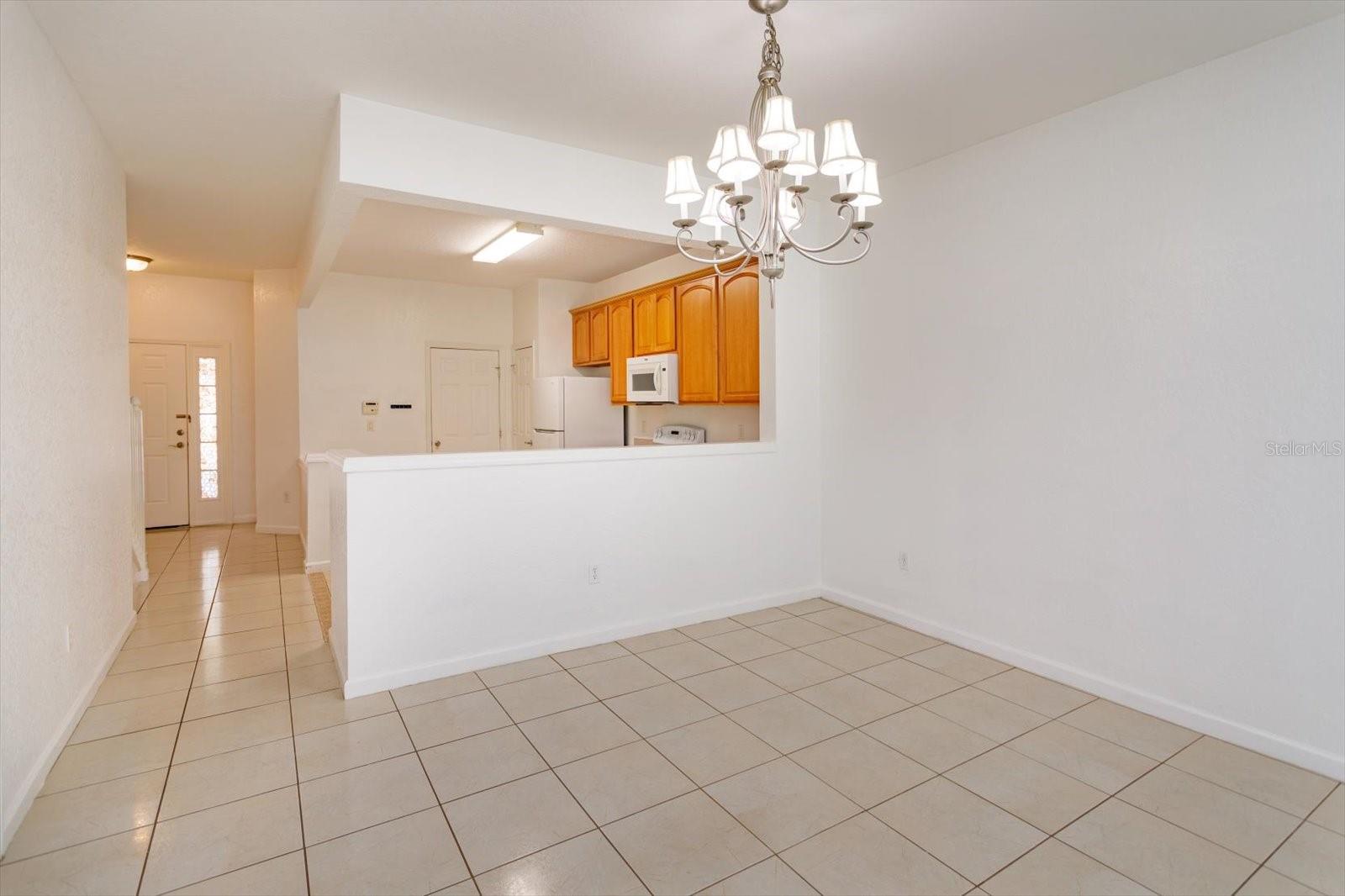 2520 STOCKTON DR — photo 8