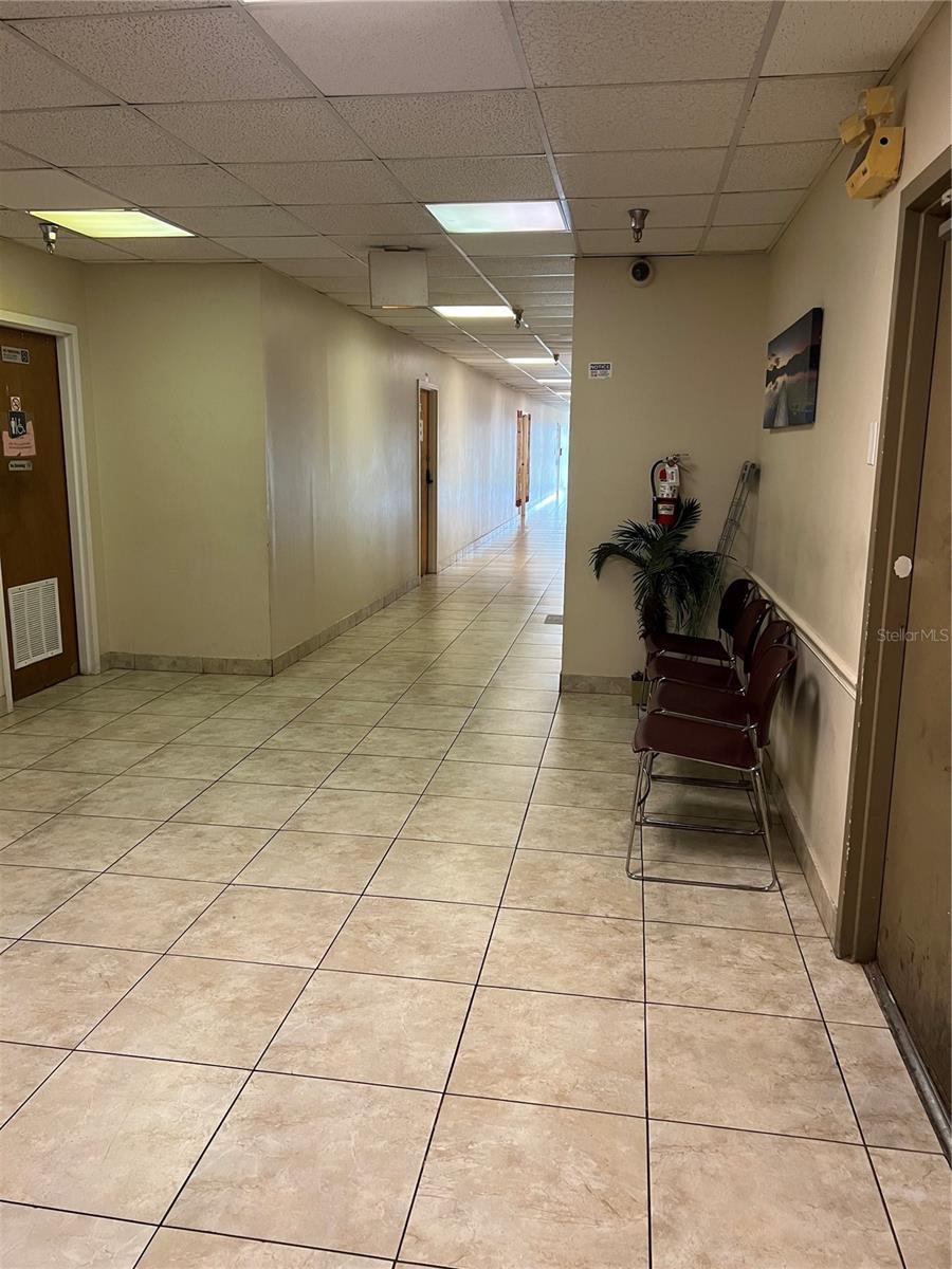 6900 SILVER STAR RD — photo 4