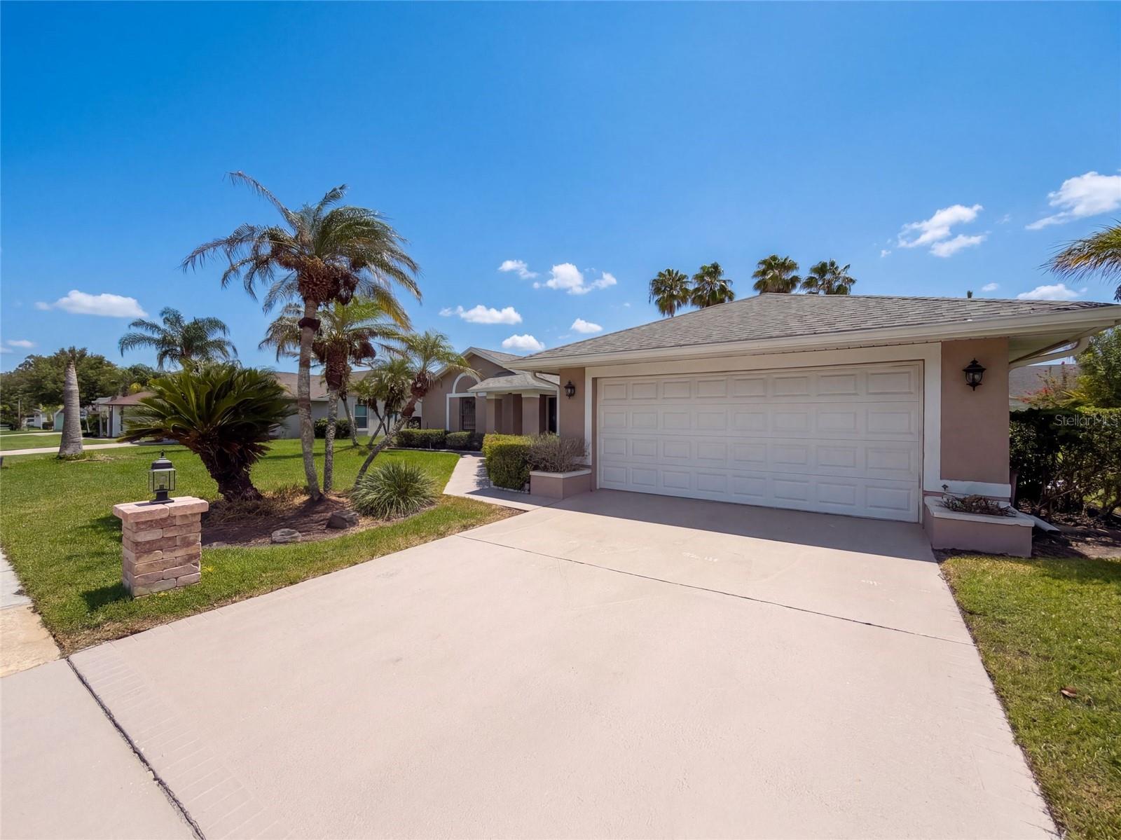 14725 EAGLES CROSSING DR