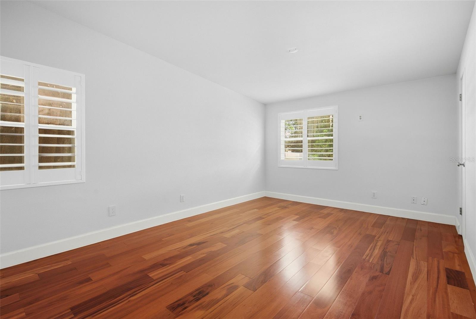 2823 WRIGHT AVE — photo 11