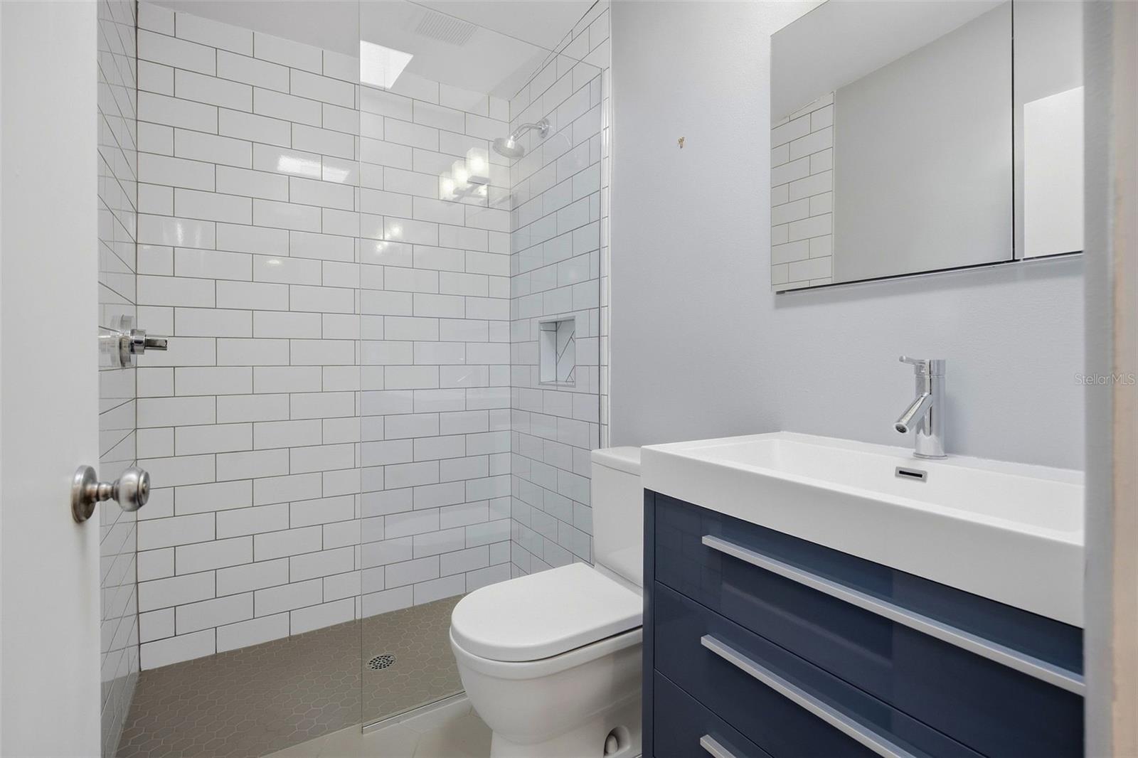 2823 WRIGHT AVE — photo 10