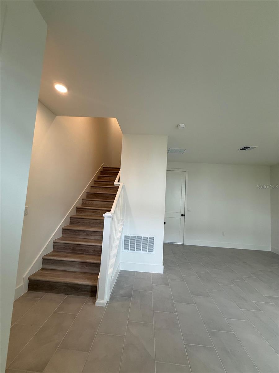 15039 GROVESIDE RD — photo 3
