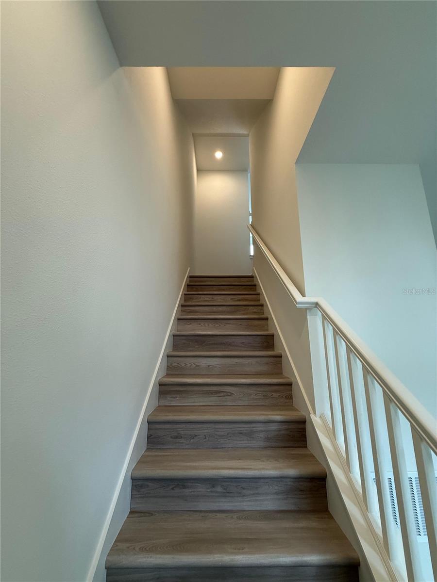 15039 GROVESIDE RD — photo 4