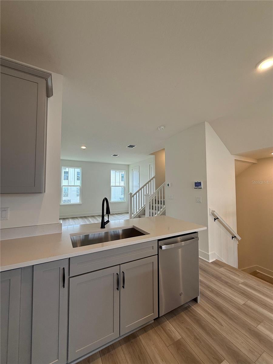 15039 GROVESIDE RD — photo 10