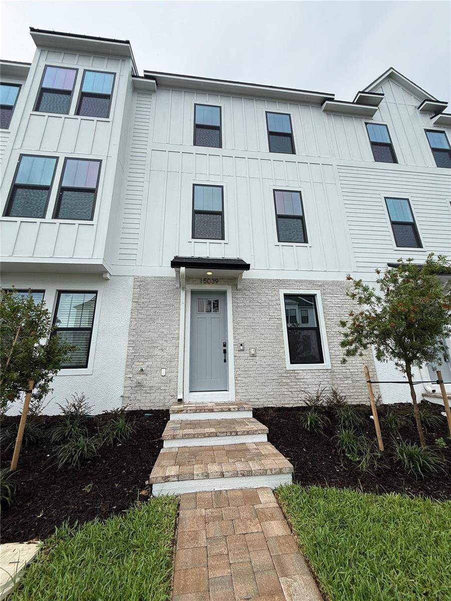 15039 GROVESIDE RD