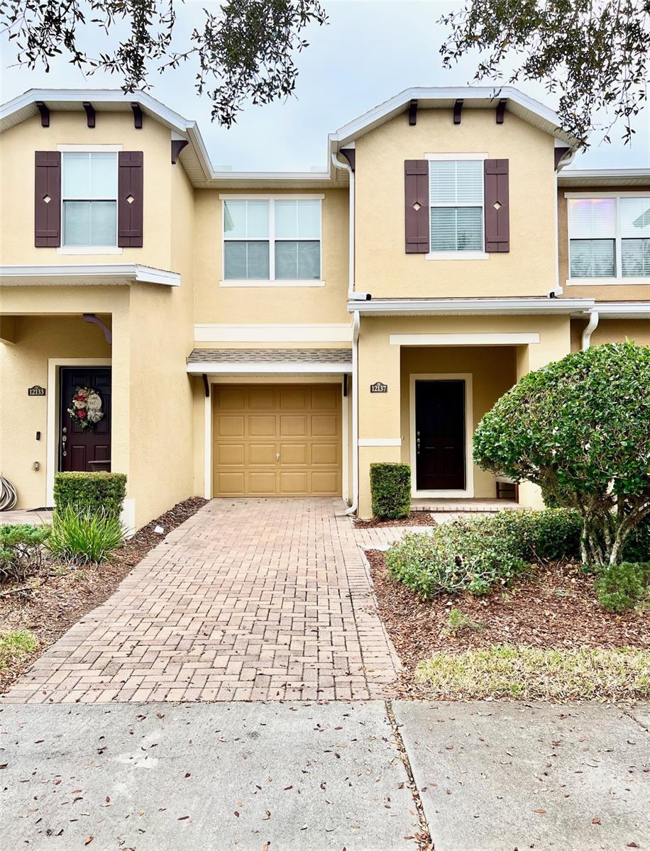 12137 CITRUSWOOD DR