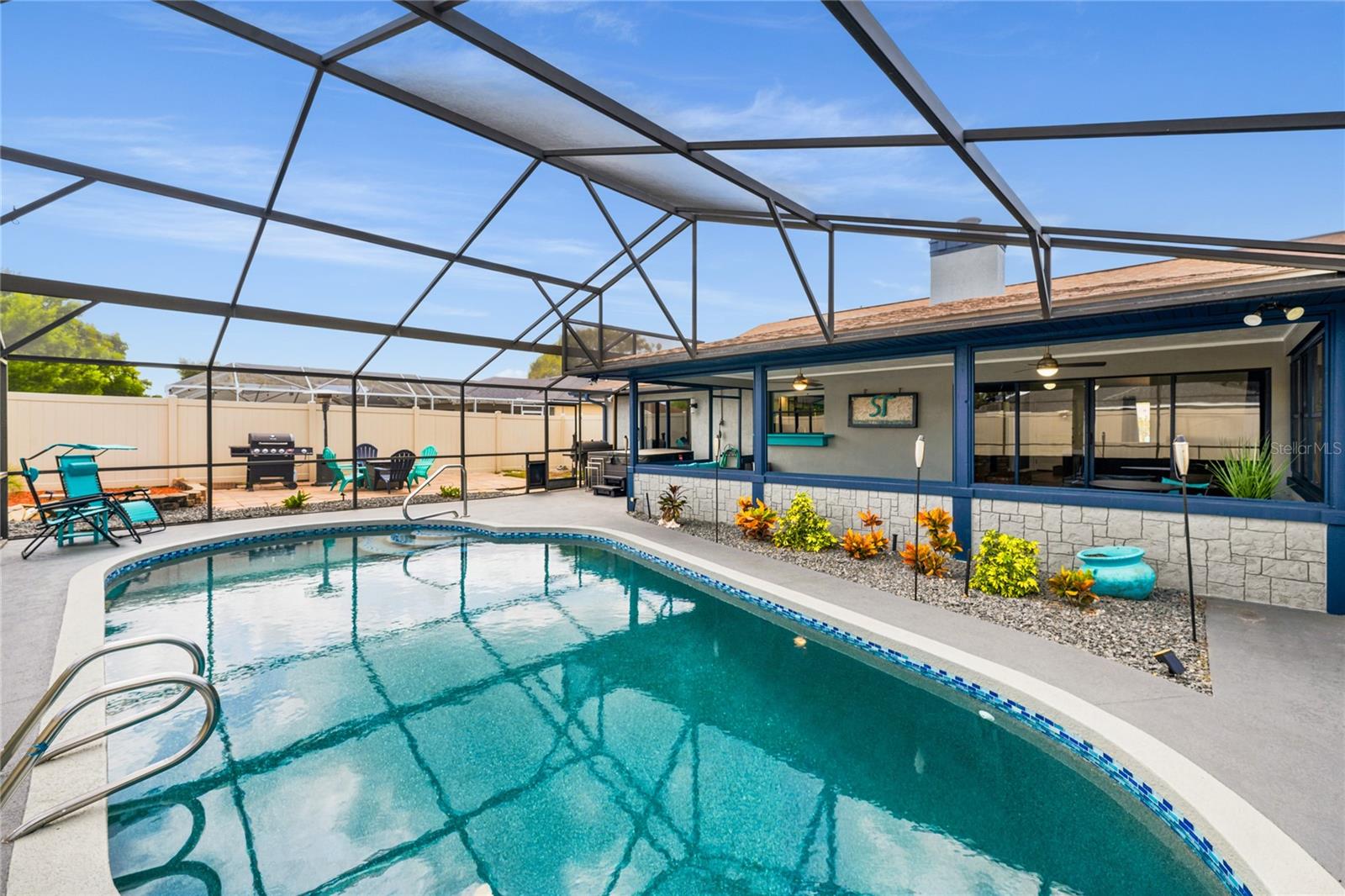 1239 GIOVANNI ST — photo 3