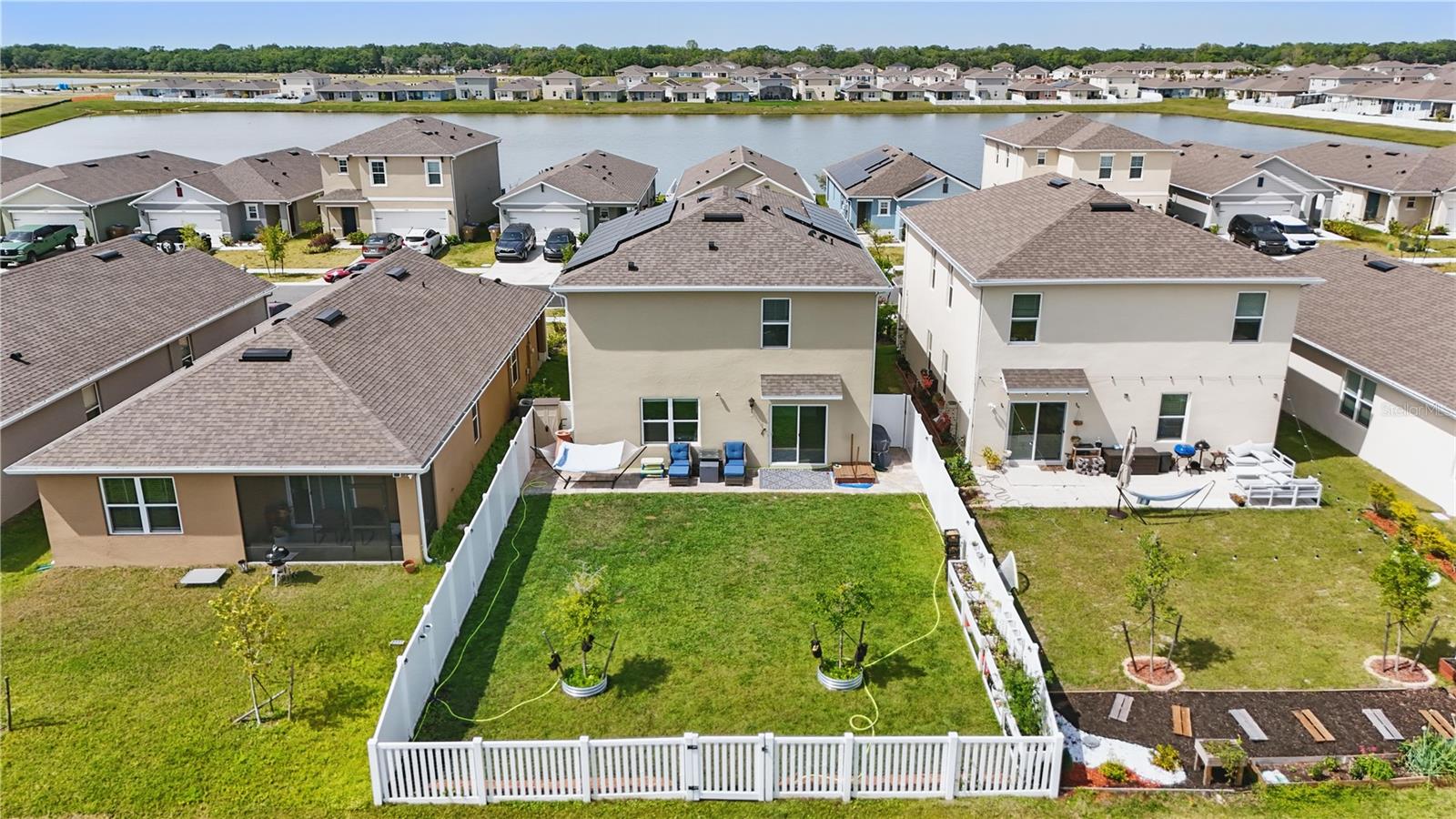 1777 WALNUT CREEK DR — photo 3