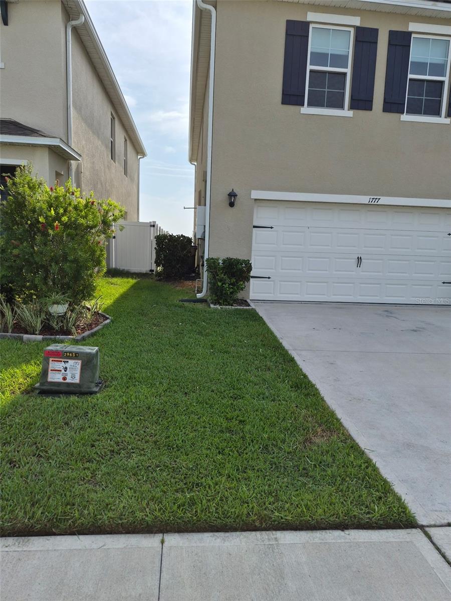 1777 WALNUT CREEK DR — photo 8