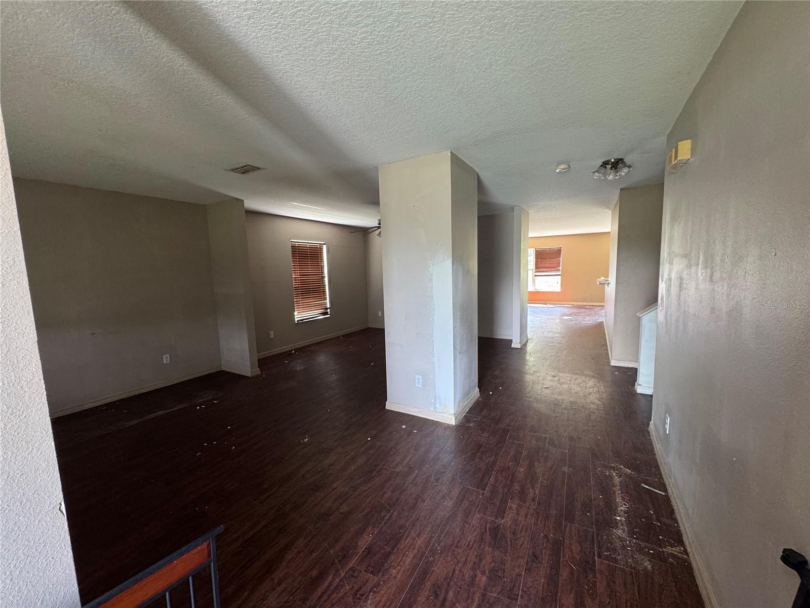 430 SOUTHRIDGE RD — photo 2