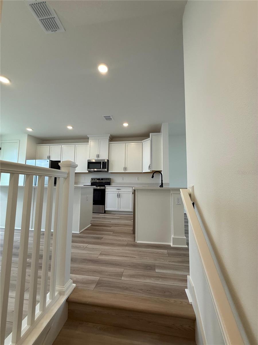 15051 GROVESIDE RD — photo 8