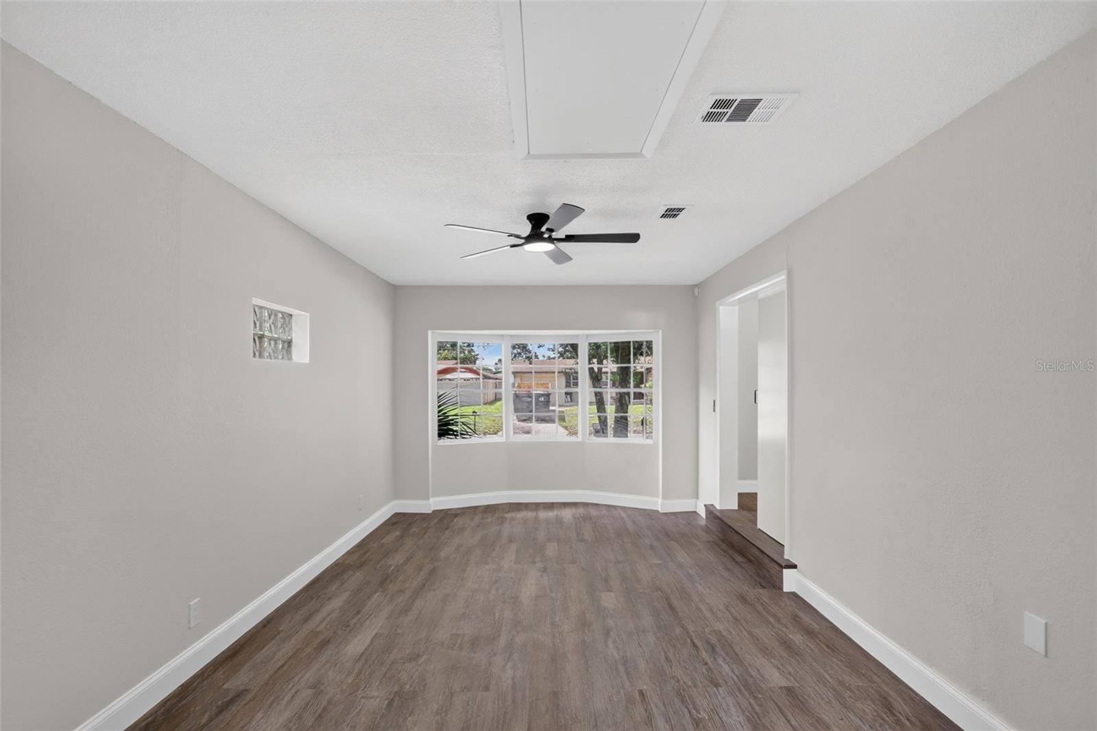 405 CHESTNUT AVE — photo 9