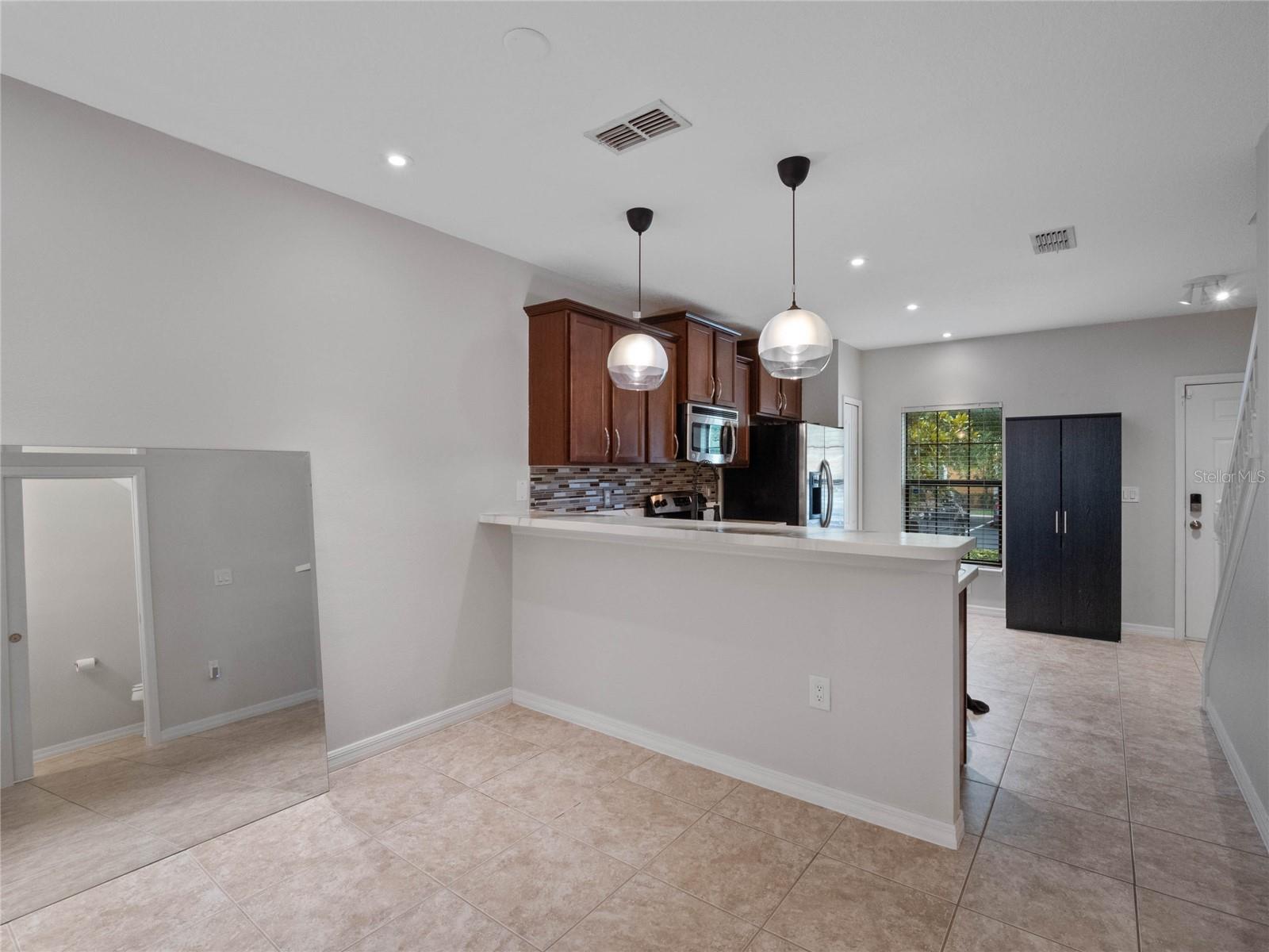 2240 TRILLIUM PARK LN — photo 8
