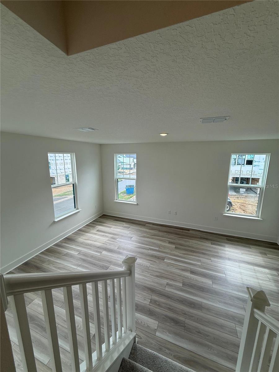 15027 GROVESIDE RD — photo 6