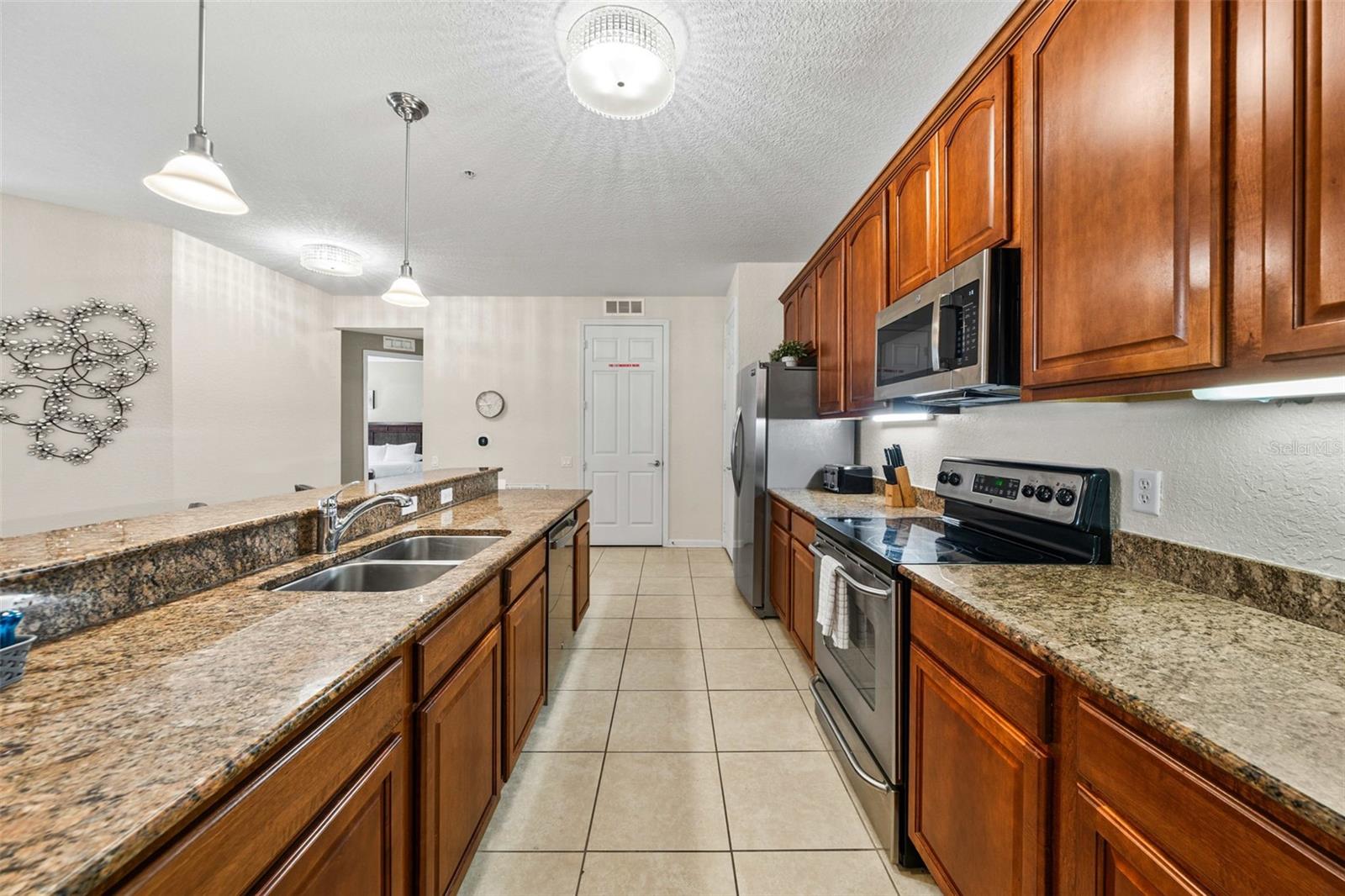 5037 SHOREWAY LOOP #202 — photo 3
