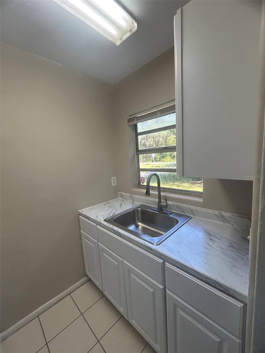 267 SEMINOLE AVE — photo 3