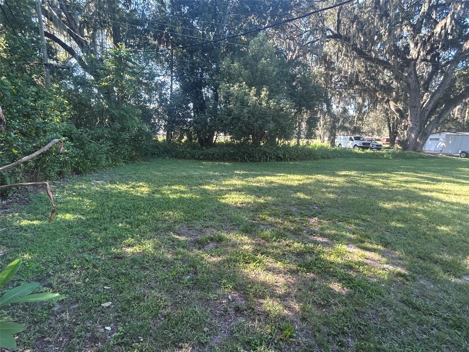 267 SEMINOLE AVE — photo 8