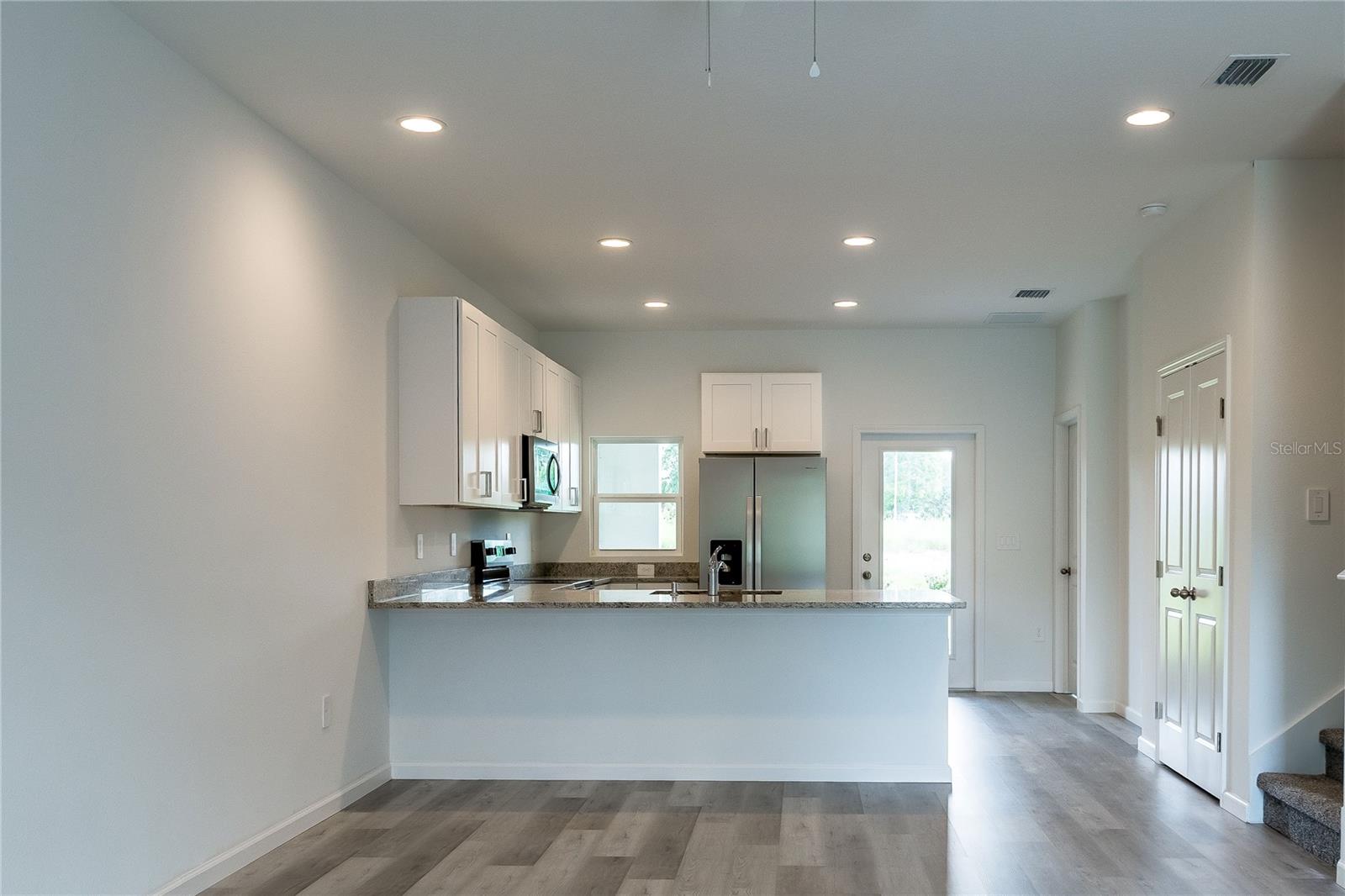 5359 VISTA LAGO DR — photo 6