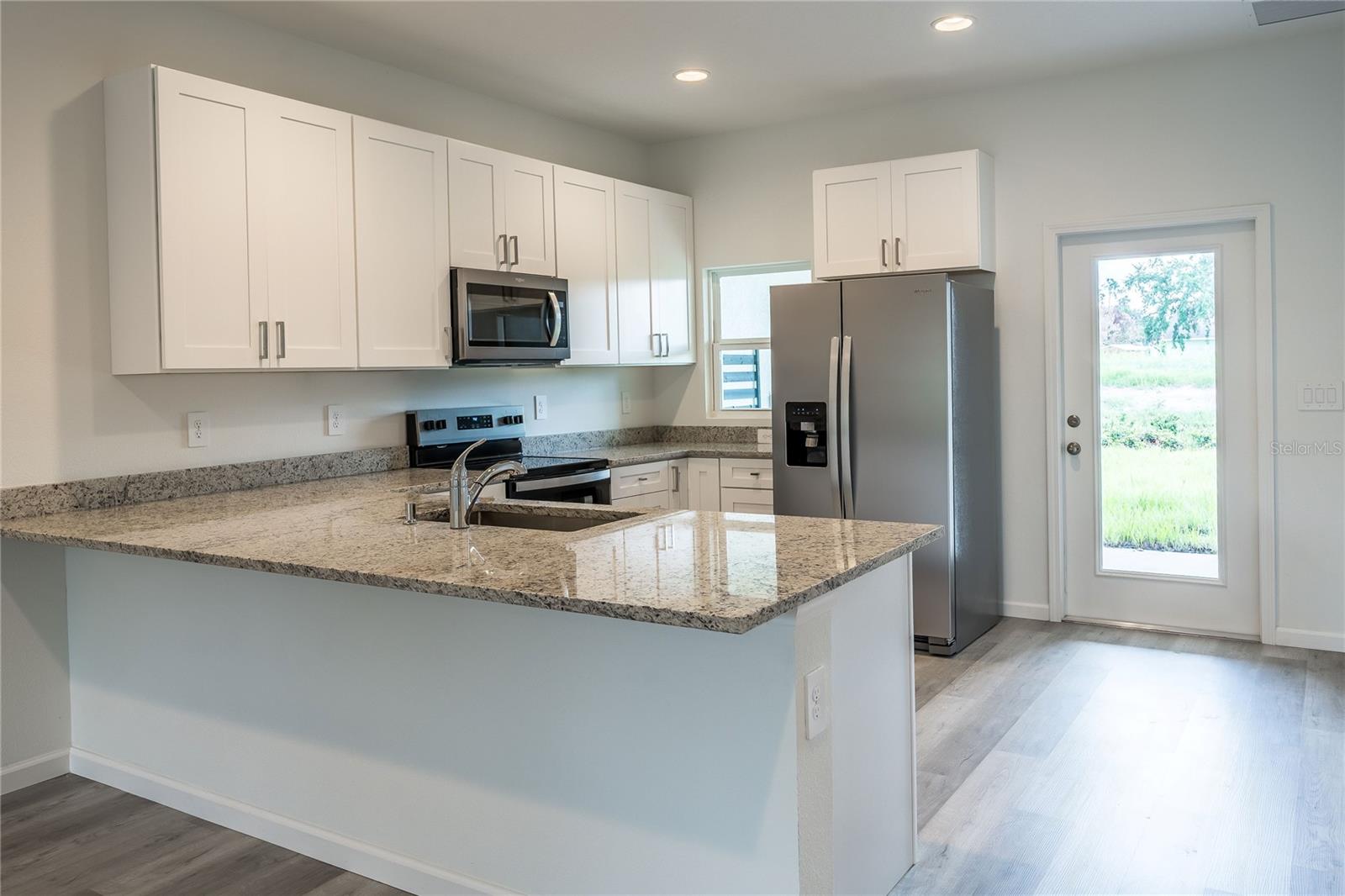 5359 VISTA LAGO DR — photo 7