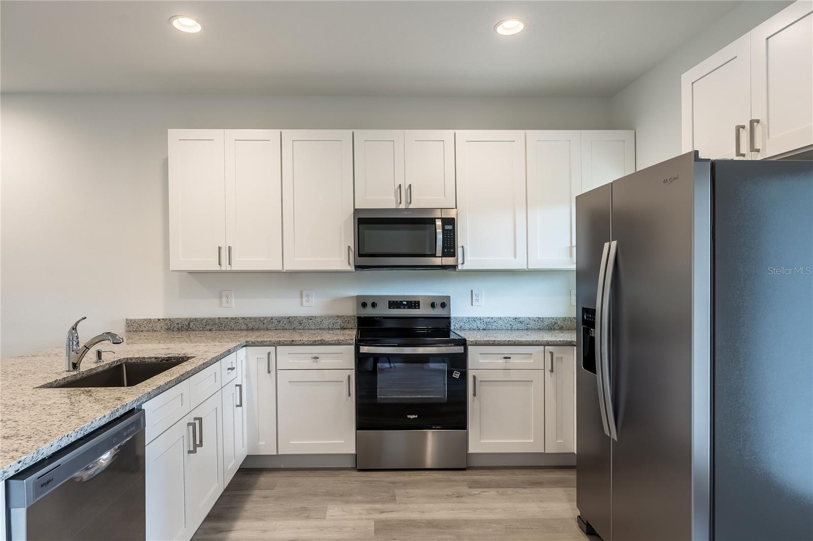 5359 VISTA LAGO DR — photo 9