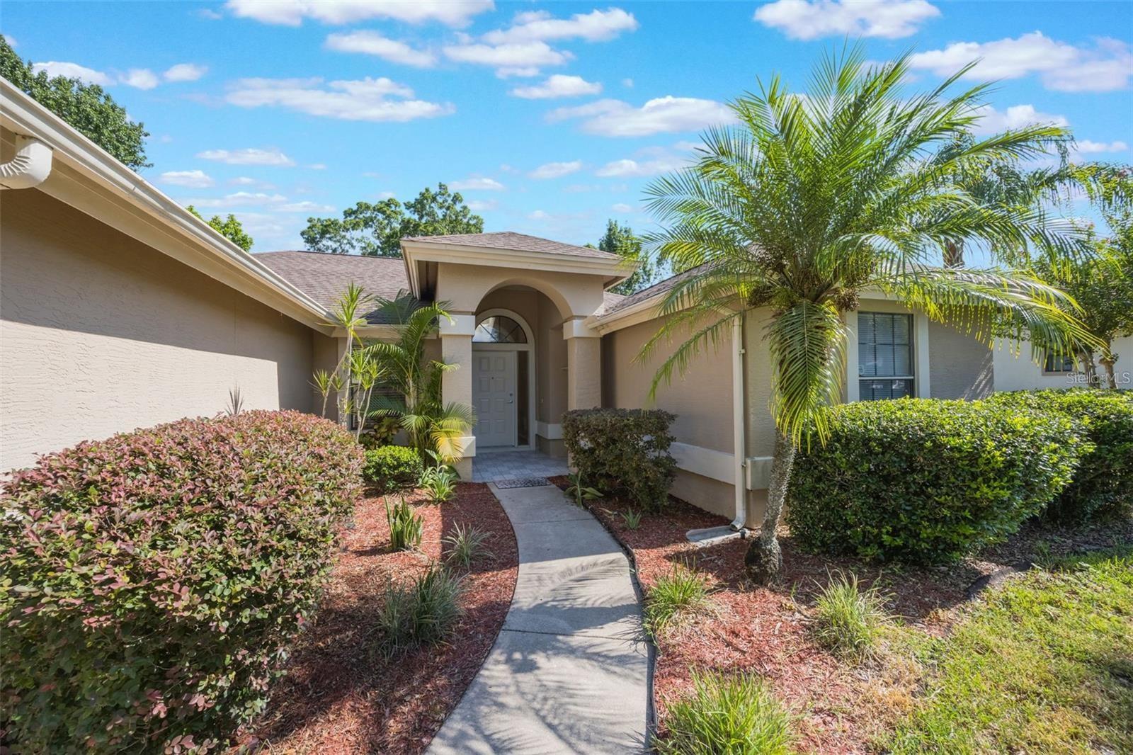 840 LAKE JACKSON CIR — photo 4
