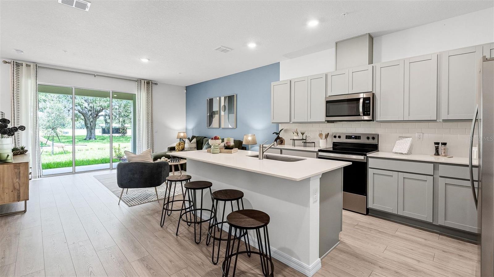 3557 CHROMA ST — photo 4