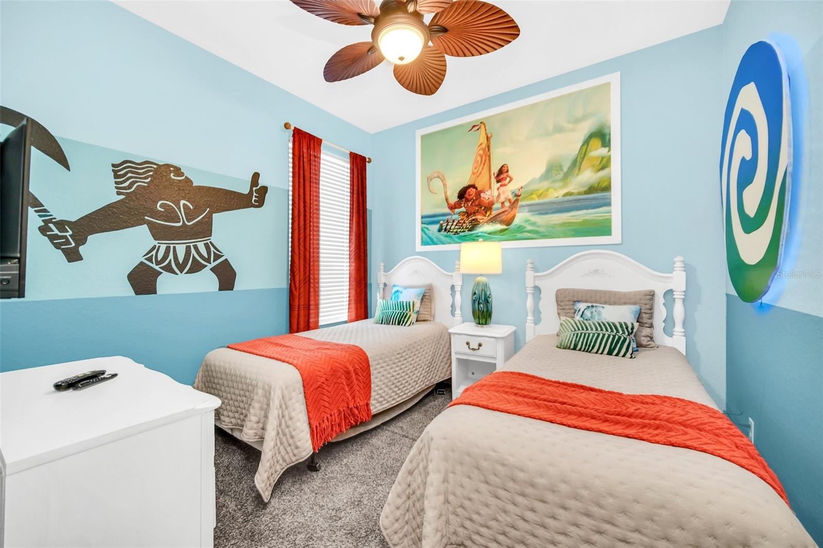 7745 TEASCONE BLVD — photo 2