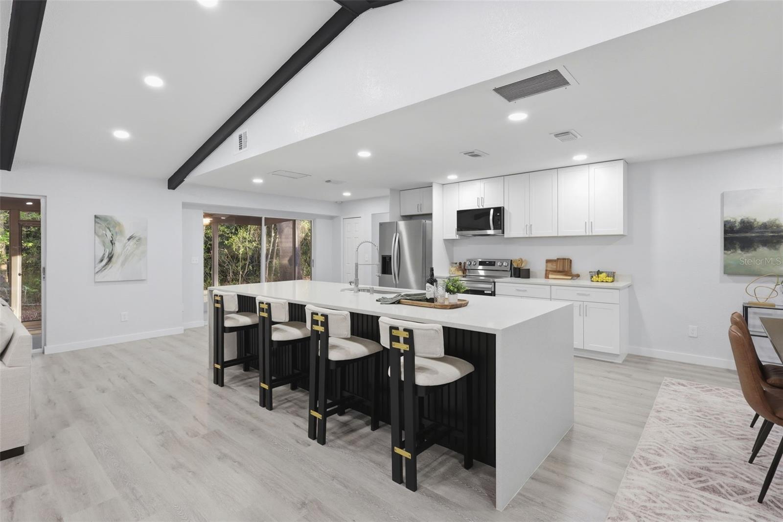 300 E SWEETWATER CREEK DR — photo 8