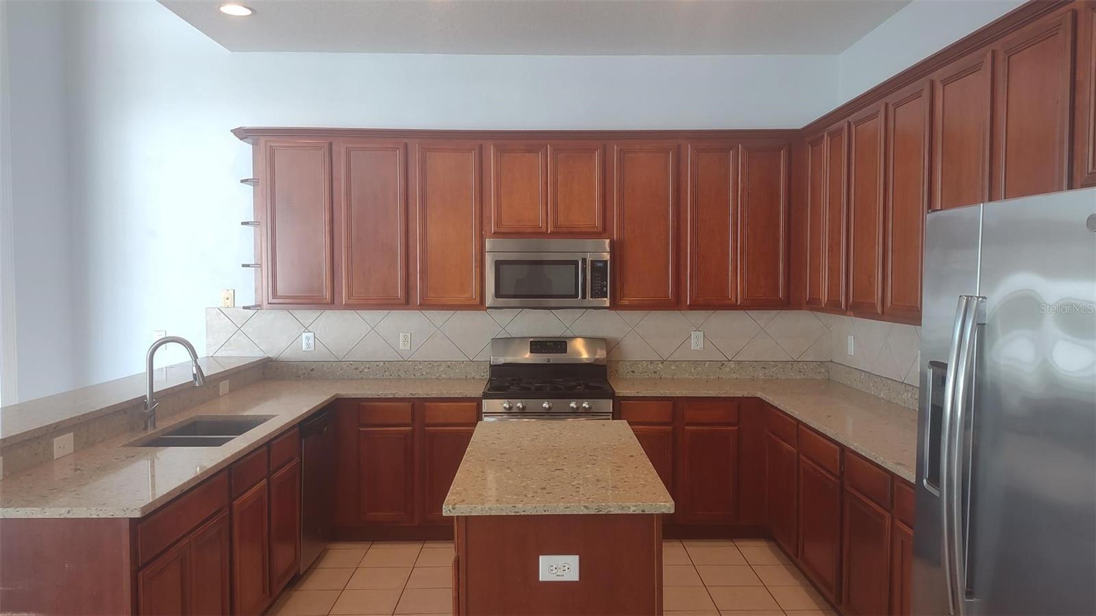 18309 EASTWYCK DR — photo 4