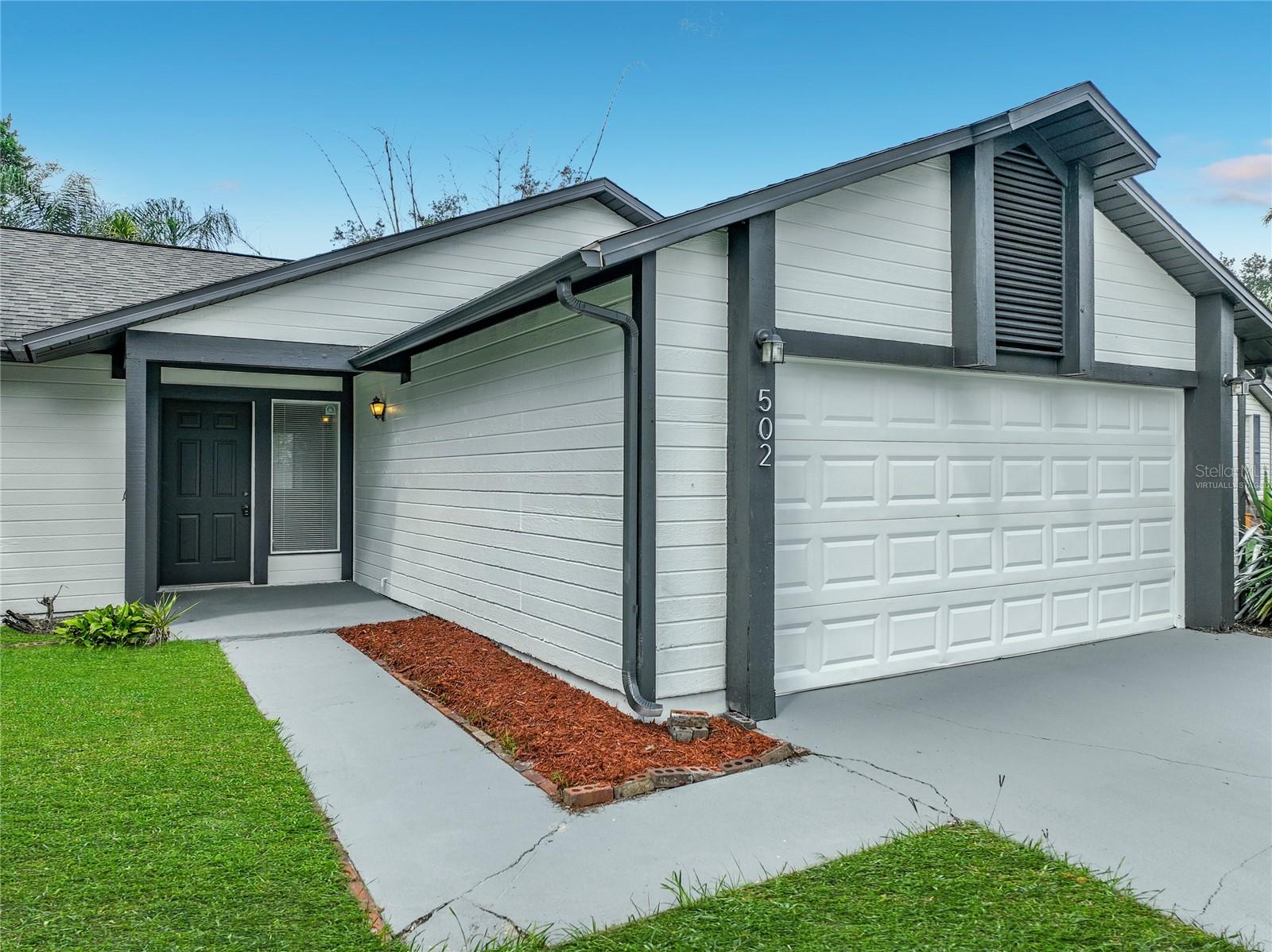 502 HAGER DR — photo 6