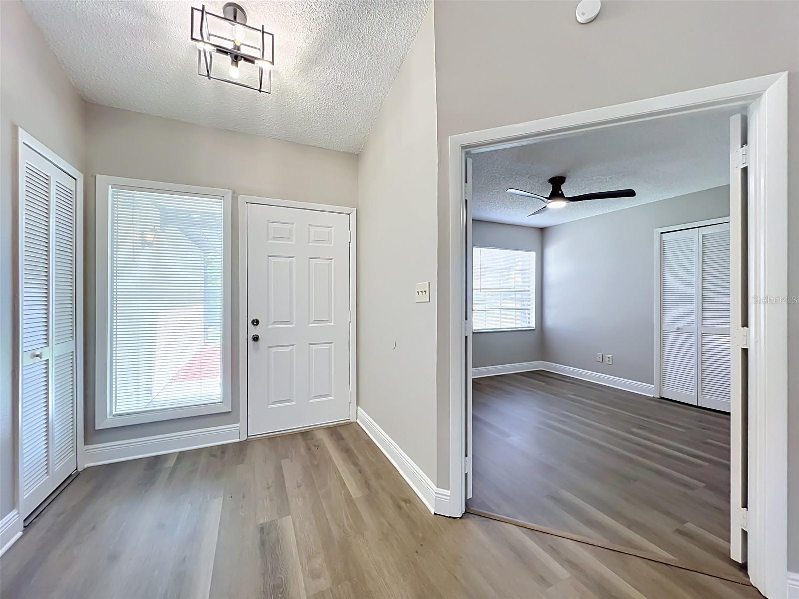 502 HAGER DR — photo 9