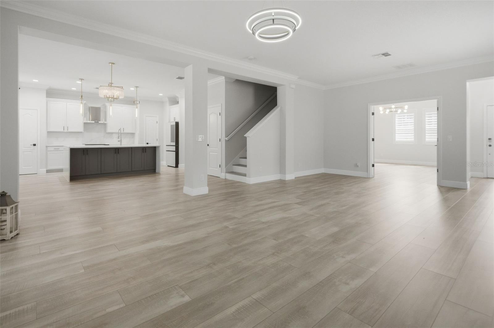 3285 STRATTON CIR — photo 6