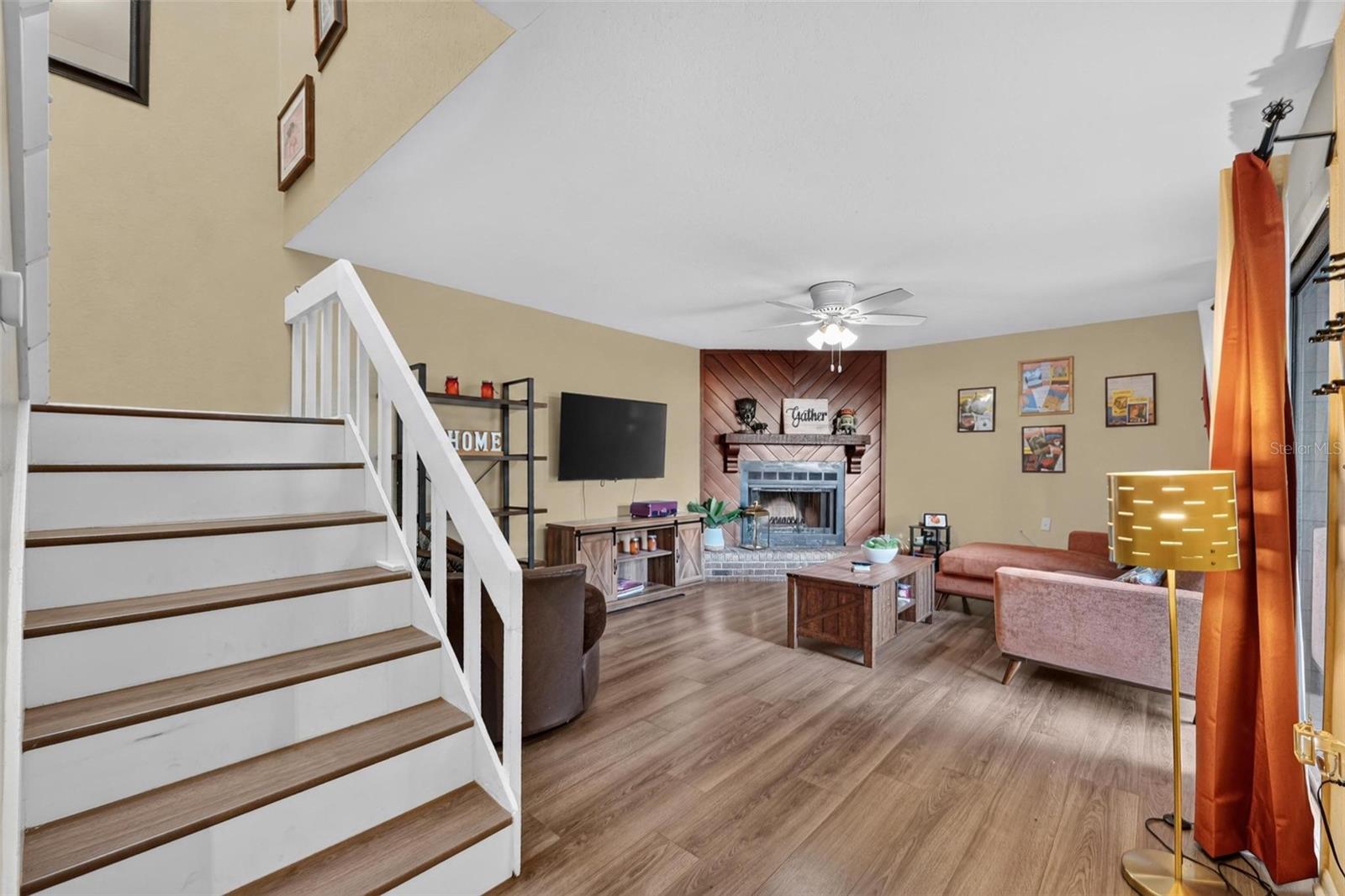 618 OLYMPIC DR #6A — photo 4